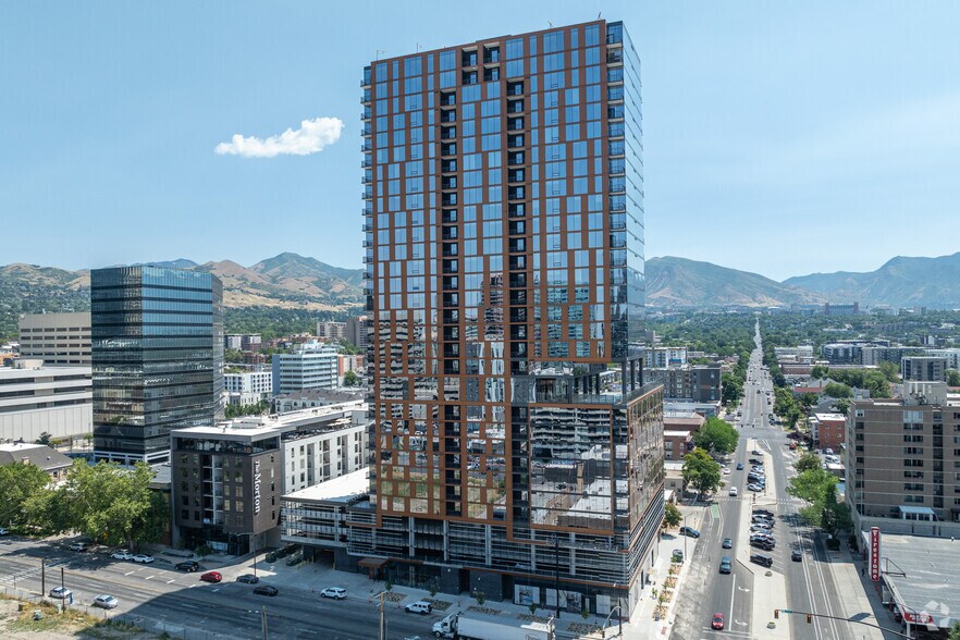275 S 200 E, Salt Lake City, UT à louer - Photo de l’immeuble – Image 2 sur 34