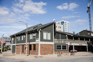 Plus de détails pour 502 E John St, Champaign, IL - Local commercial à louer