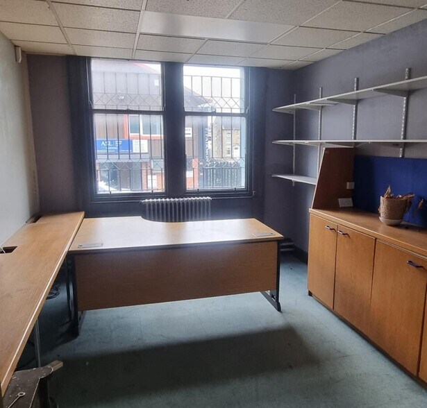 4 Ventnor St, Bradford à louer - Photo de l’immeuble – Image 3 sur 5