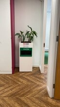 296-302 High Holborn, Londres à louer - Vidéo sur l’annonce professionnelle 