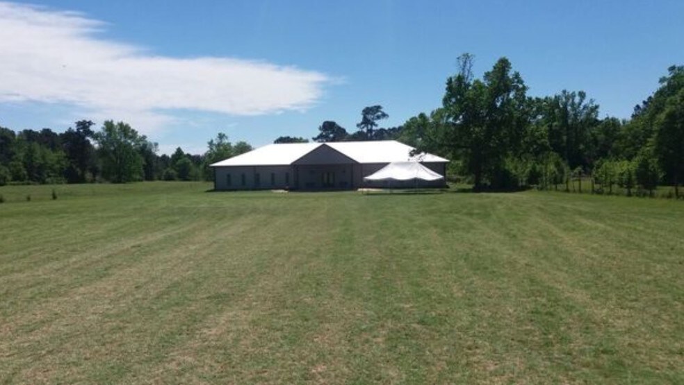 13705 FM 2432 Rd, Willis, TX à louer - Photo principale – Image 2 sur 32