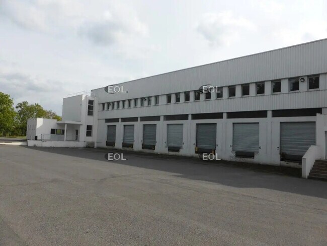 Plus de détails pour Industriel/Logistique à louer