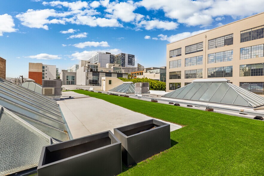 550 3rd St, San Francisco, CA à louer - Photo de l’immeuble – Image 3 sur 11