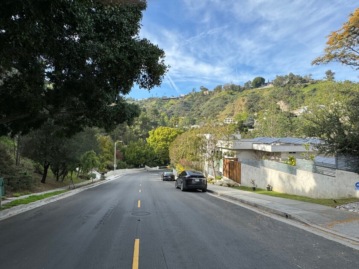 View Photo