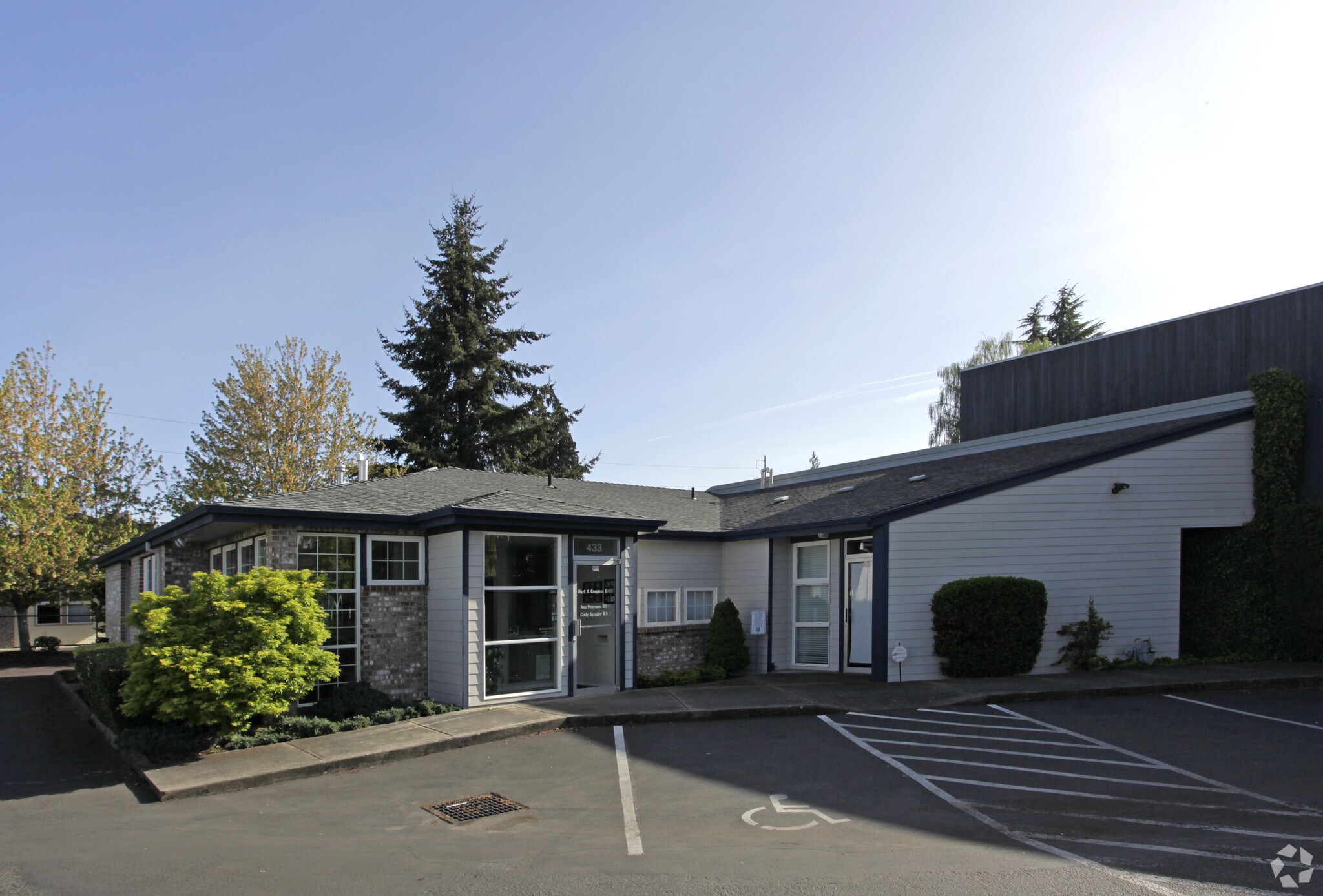433 SE Baseline St, Hillsboro, OR à louer Photo principale– Image 1 sur 3