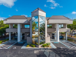 Plus de détails pour 1425 Viscaya Pky, Cape Coral, FL - Bureau à louer