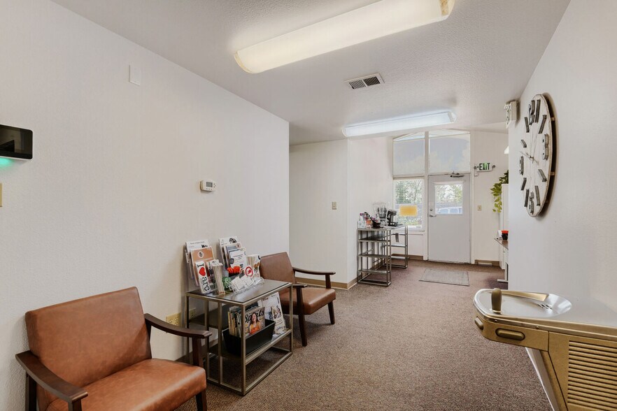 641 E 112th Ave, Northglenn, CO à vendre - Photo intérieure – Image 3 sur 27