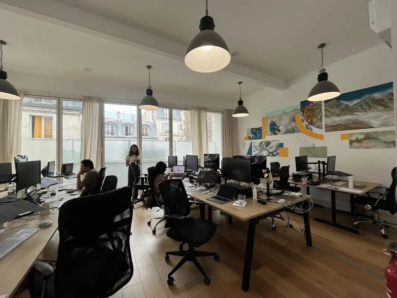Bureau dans Paris à louer - Photo de l’immeuble – Image 2 sur 7