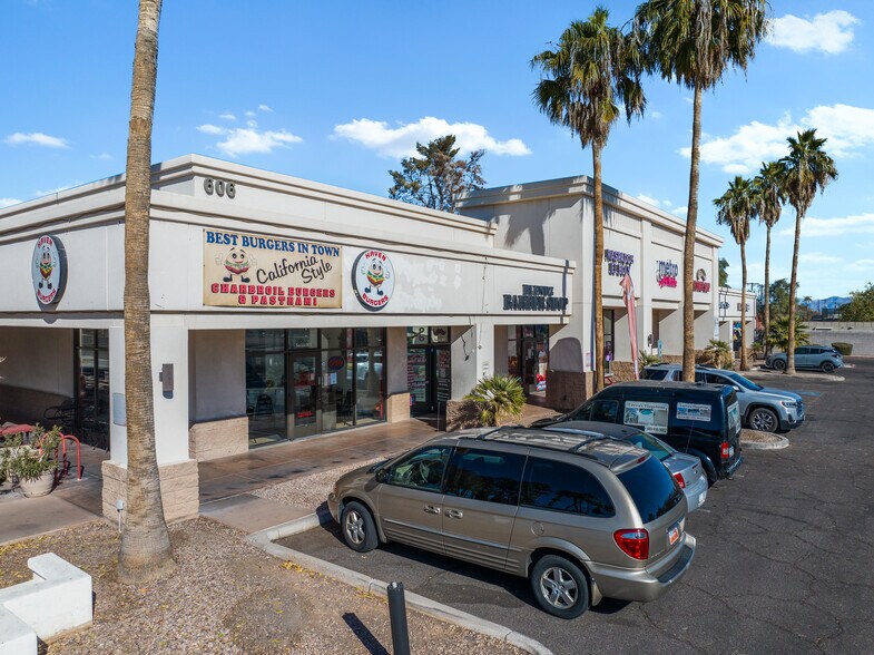 606 E Main St, Mesa, AZ à louer - Photo de l’immeuble – Image 3 sur 7