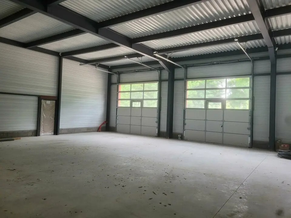 Industriel/Logistique dans Guéreins à vendre Photo intérieure– Image 1 sur 3