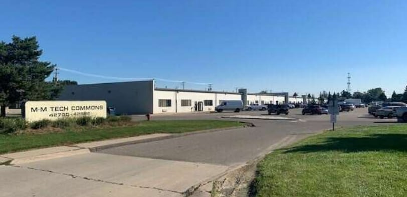 42700-42786 Mound Rd, Sterling Heights, MI à louer Photo principale– Image 1 sur 9