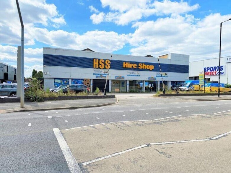 375 Bath Rd, Slough à louer - Photo de l’immeuble – Image 2 sur 24