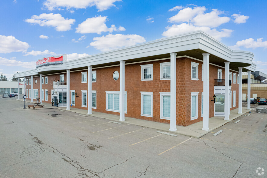 67 Glenbrook Pl SW, Calgary, AB à louer - Photo principale – Image 1 sur 4