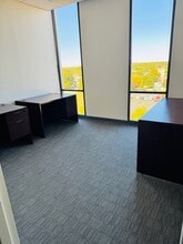 1901 Central Dr, Bedford, TX à louer Photo intérieure– Image 2 sur 5