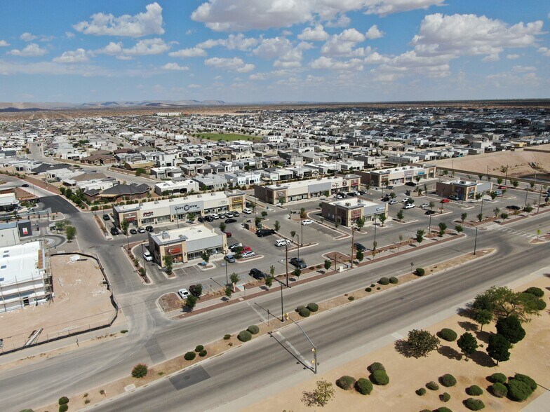 2720 John Hayes St, El Paso, TX à louer - Photo de l’immeuble – Image 2 sur 11