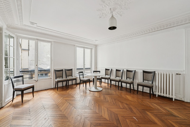 7 Rue D'Artois, Paris à louer - Photo de l’immeuble – Image 3 sur 9