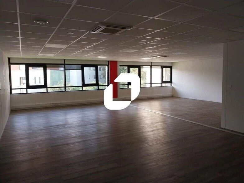 Bureau dans Nantes à louer - Photo de l’immeuble – Image 2 sur 15