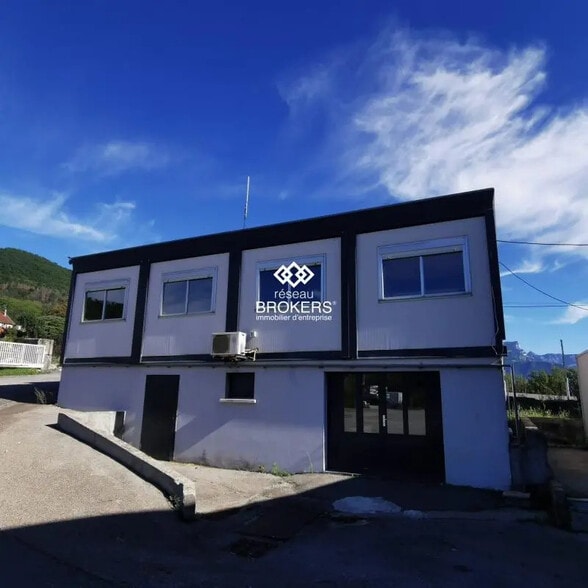 Industriel/Logistique dans Contamine-sur-Arve à louer - Photo de l’immeuble – Image 2 sur 7