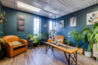 745 E Warrington Ave, Pittsburgh, PA à louer Photo intérieure– Image 2 sur 25