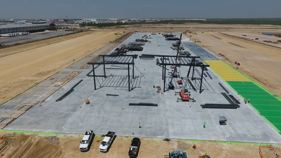 1408 Carriers Dr., Laredo, TX à louer - Vidéo sur l’annonce professionnelle – Image 2 sur 6