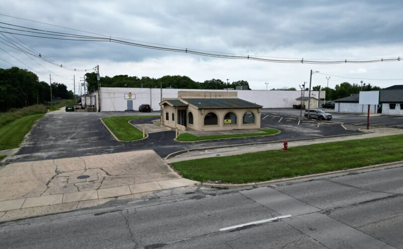 2801 N Main St, Decatur, IL à louer - Photo principale – Image 1 sur 2