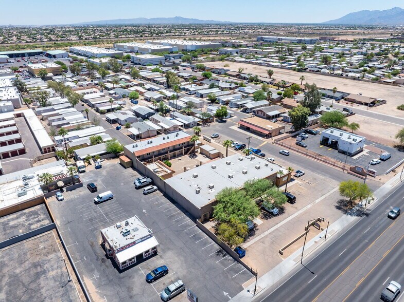 1223 N Dysart Rd, Avondale, AZ à vendre - Photo de l’immeuble – Image 3 sur 12