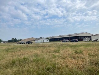 Plus de détails pour 975 Lone Star Ranch Rd, Quinlan, TX - Spécialisé à vendre