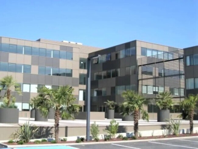 Plus de détails pour Bureau à louer