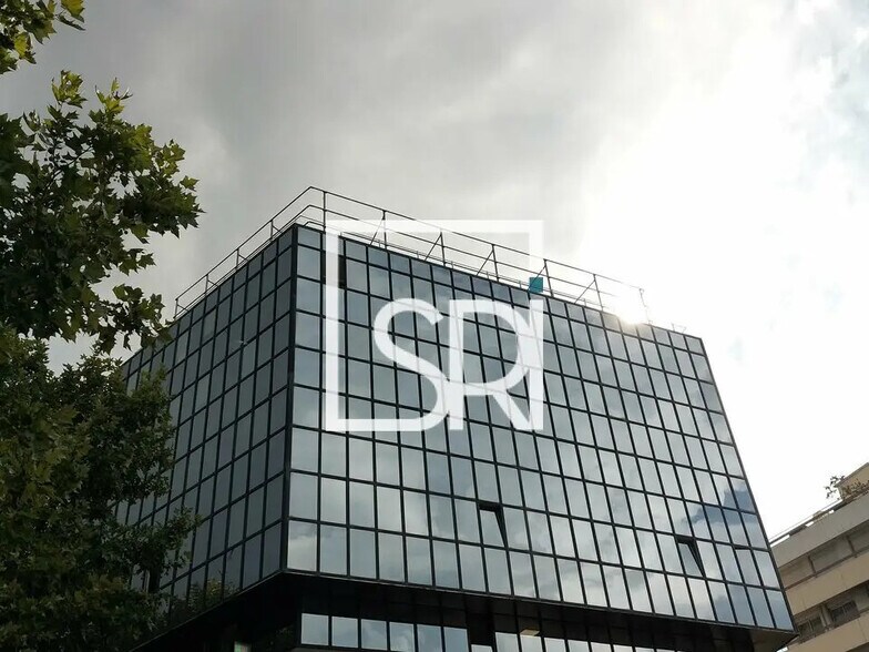 Bureau dans Clermont-Ferrand à louer - Photo principale – Image 3 sur 10