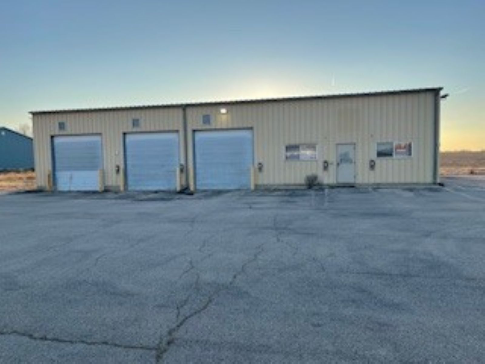 1604 Schwan Dr, Mendota, IL à vendre Photo de l’immeuble– Image 1 sur 12