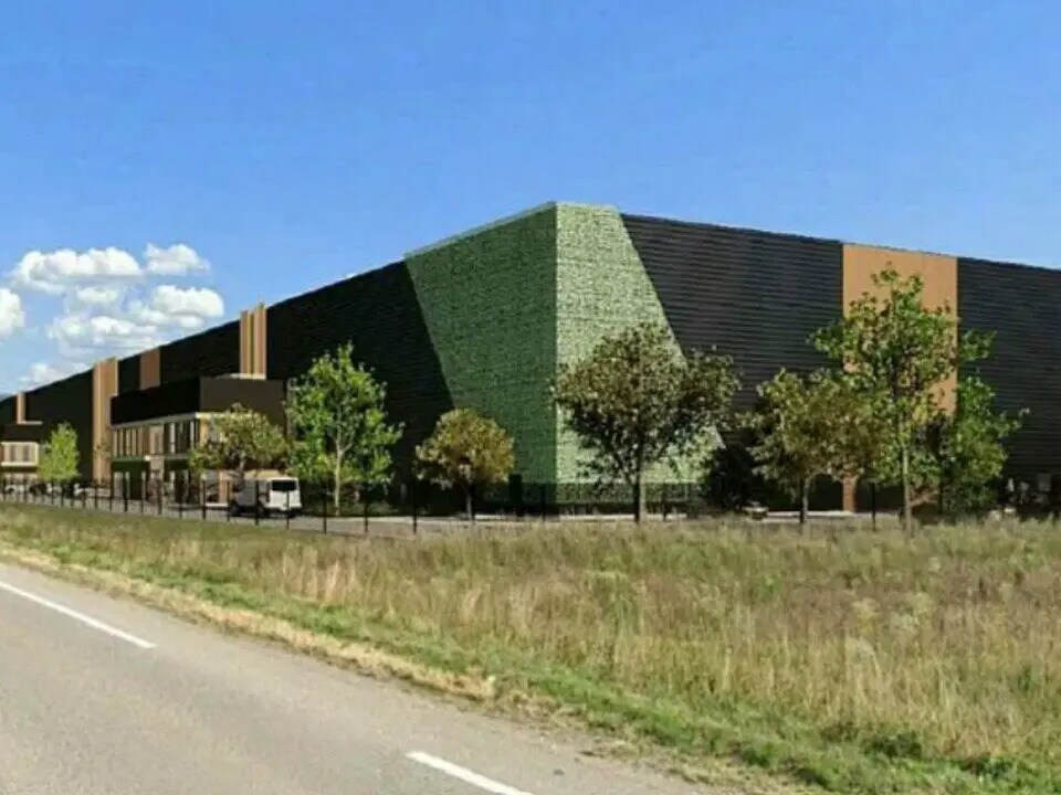 Industriel/Logistique dans PONT-D'AIN à vendre Photo de l’immeuble– Image 1 sur 5