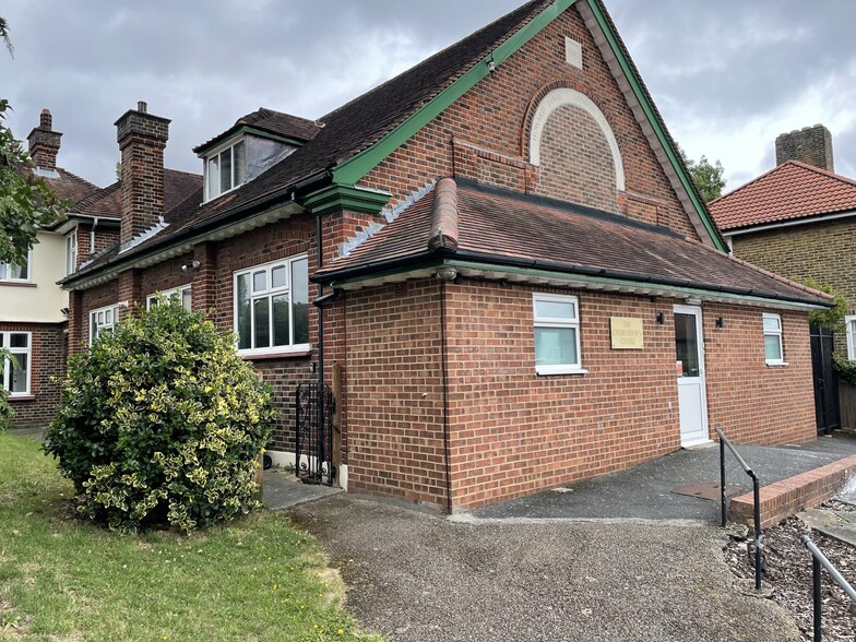 60 Churchdown, Bromley à vendre - Photo de l’immeuble – Image 2 sur 4