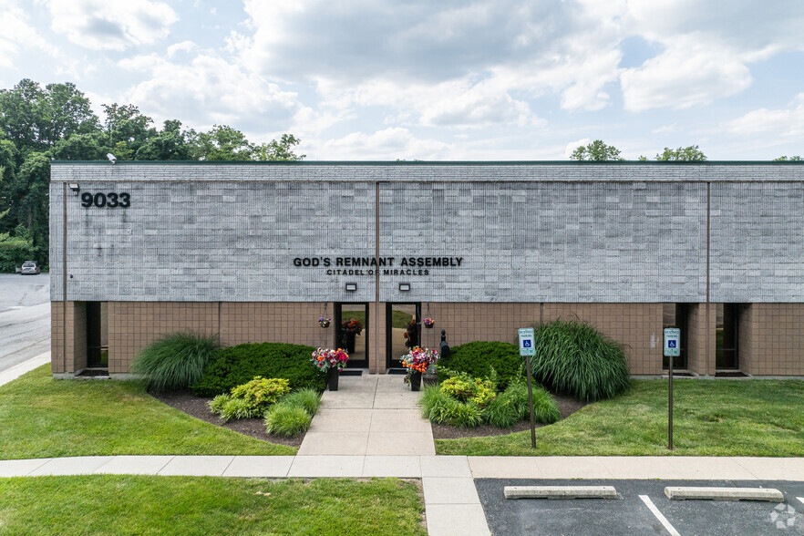 9033 Red Branch Rd, Columbia, MD à louer - Photo de l’immeuble – Image 3 sur 8