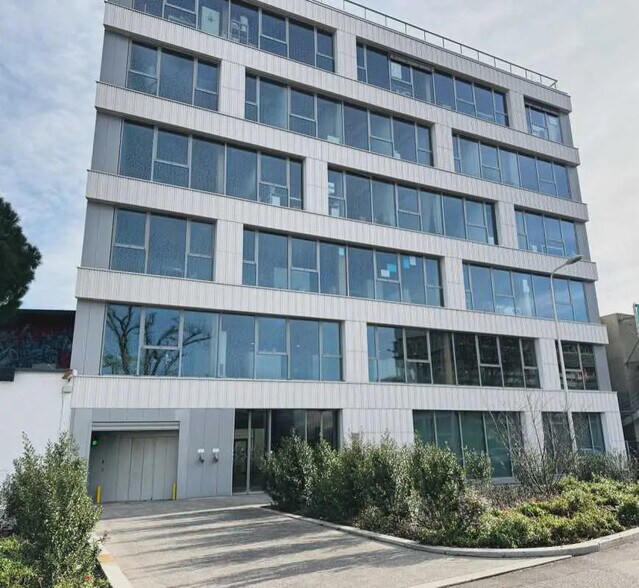 Bureau dans Lyon à louer - Photo de l’immeuble – Image 1 sur 20