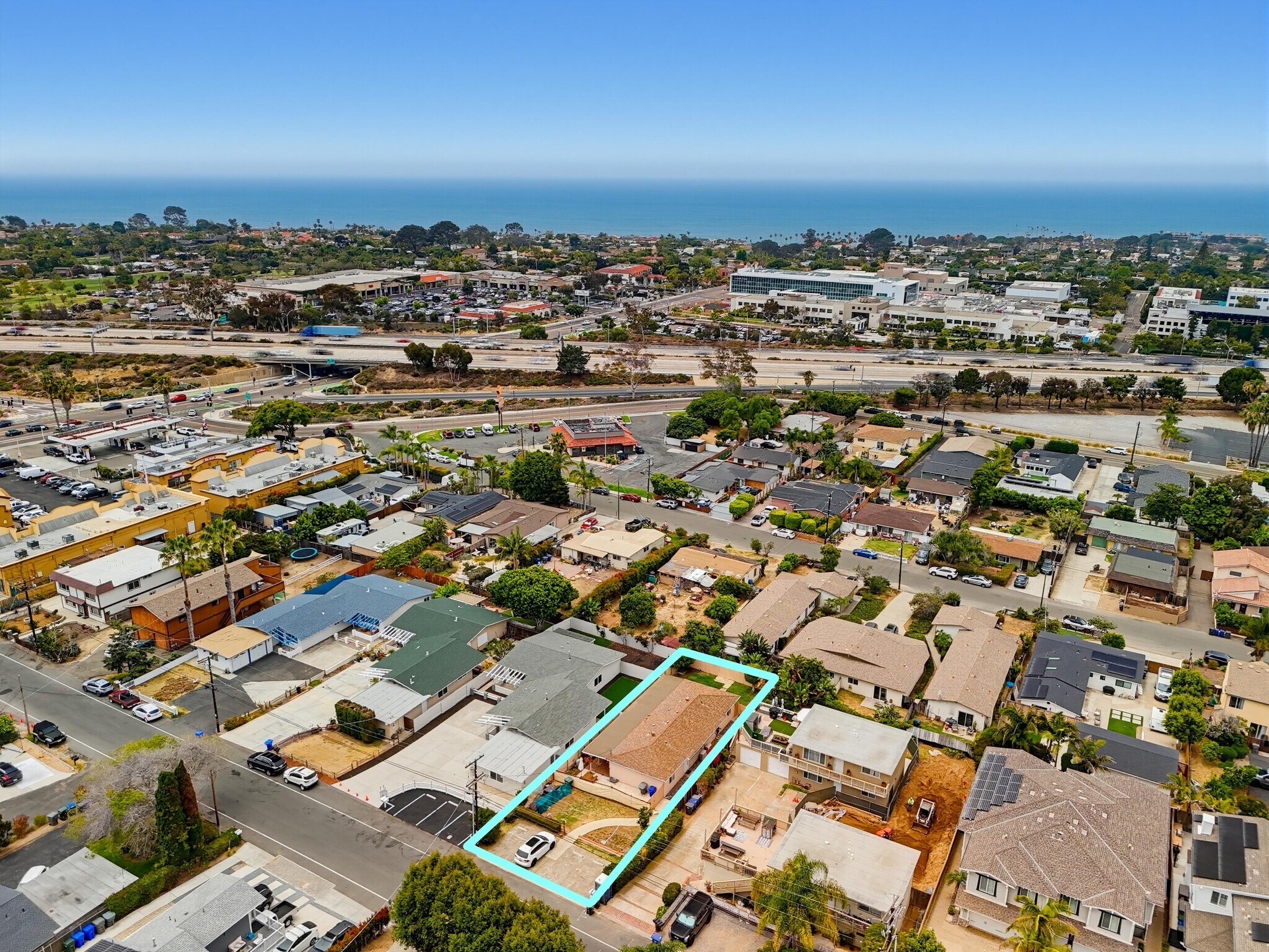 1090 Gardena Rd, Encinitas, CA à vendre Photo de l’immeuble– Image 1 sur 13