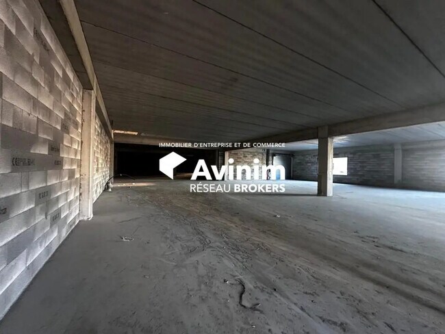 Plus de détails pour Local commercial à vendre