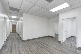 2500 Central Pky, Houston, TX à louer Photo intérieure– Image 1 sur 4