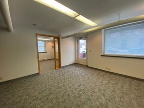 239 Cleveland Ave N, Saint Paul, MN à louer Photo intérieure– Image 2 sur 9
