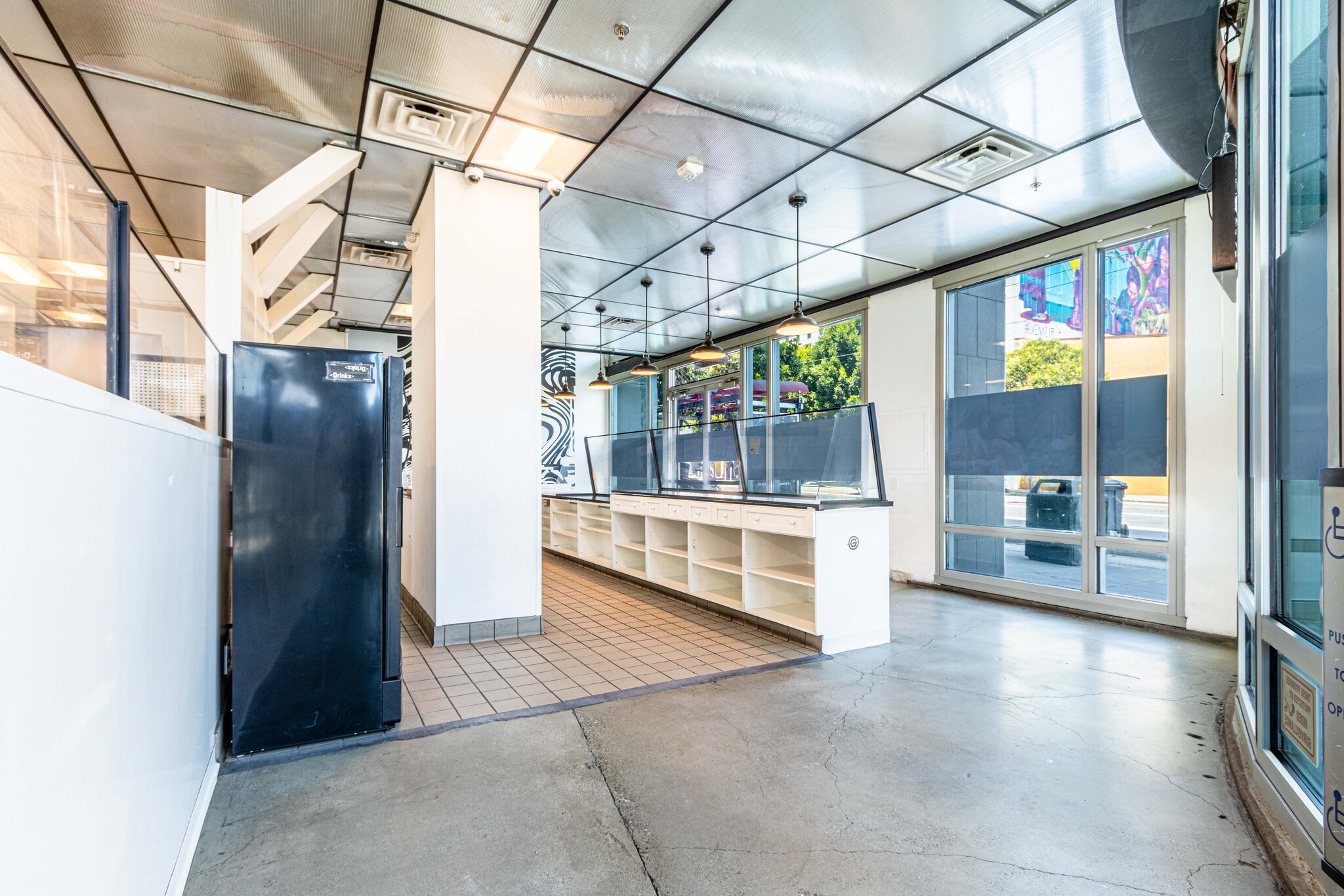 900 Folsom St, San Francisco, CA à louer Photo de l’immeuble– Image 1 sur 16