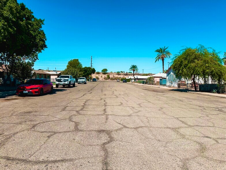 308 S Spring St, Blythe, CA à vendre - Photo de l’immeuble – Image 3 sur 3