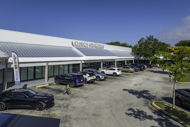 Plus de détails pour 4505-4599 N Pine Island Rd, Sunrise, FL - Local commercial à louer