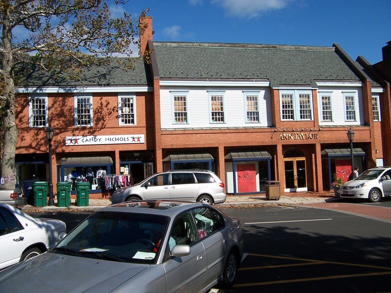 59-67 Elm St, New Canaan, CT à louer - Photo principale – Image 1 sur 18