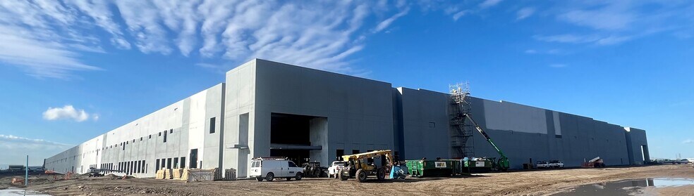 2691 N 2200 W, Salt Lake City, UT à louer - Photo de l’immeuble – Image 3 sur 4