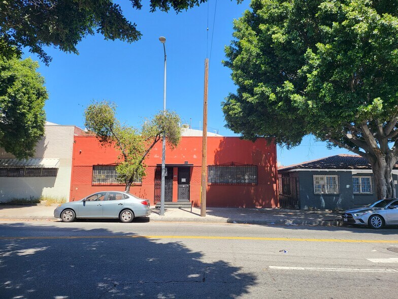 1262-1264 S Boyle Ave, Los Angeles, CA à louer - Photo de l’immeuble – Image 2 sur 7