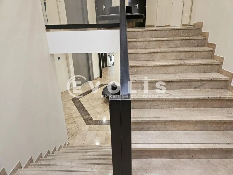 Bureau dans Saint-Aubin à louer - Photo intérieure – Image 3 sur 10