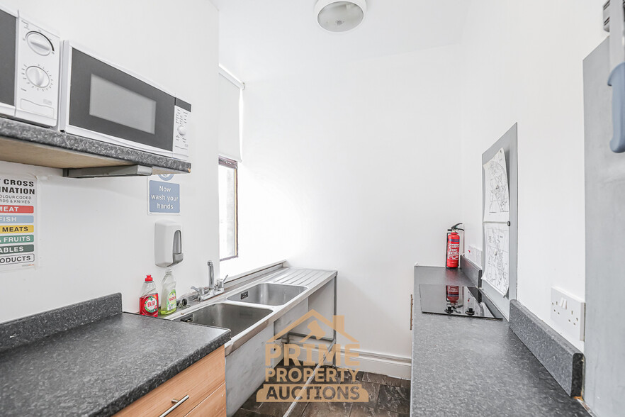 75-76 Main St, Kirkconnel à vendre - Photo de l’immeuble – Image 3 sur 8