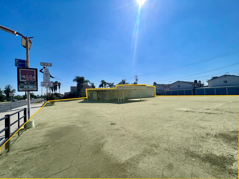 1533 Indian Hill Blvd, Pomona, CA à vendre - Photo de l’immeuble – Image 2 sur 6