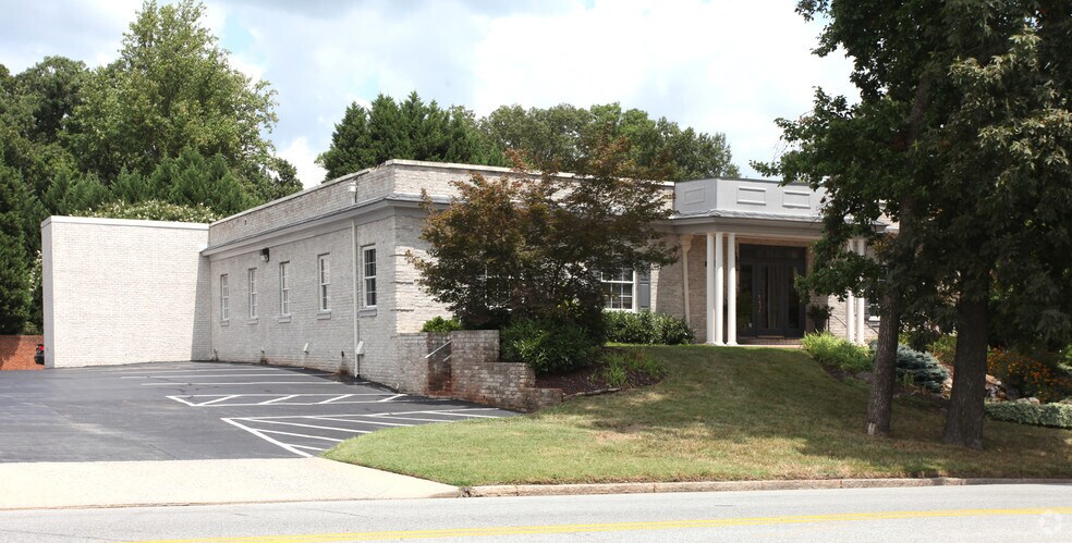 1400 W Northwood St, Greensboro, NC à louer - Photo de l’immeuble – Image 3 sur 3