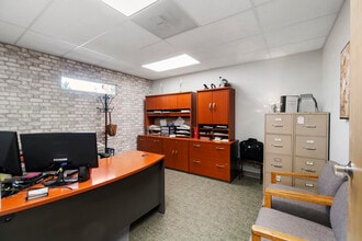 15005 Pacific Ave S, Tacoma, WA à louer Photo intérieure– Image 2 sur 5