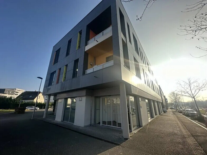 Bureau dans Strasbourg à louer - Photo de l’immeuble – Image 2 sur 11